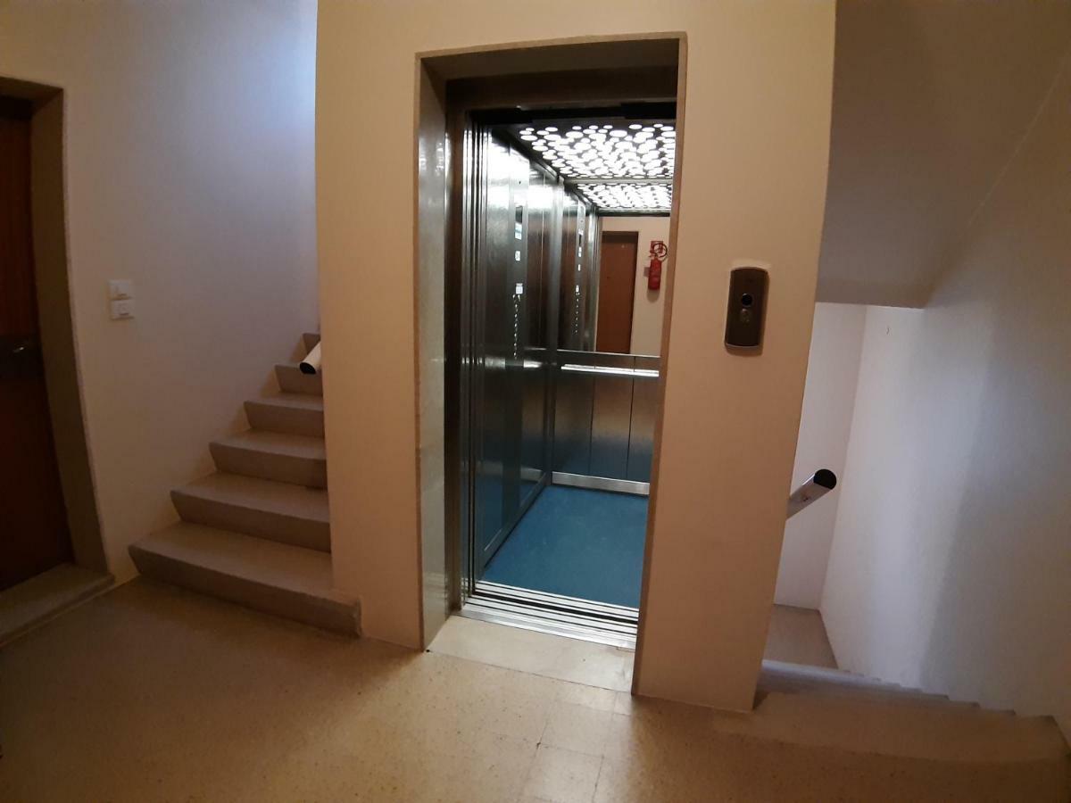 Condominio Saturno Lido di Jesolo Exterior foto